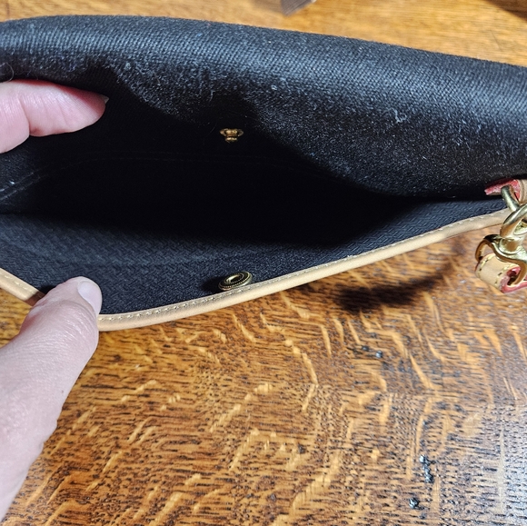 Dooney & Bourke Cabriolet Canvas Crossbody Clutch Vintage NWT - Picture 4 of 11